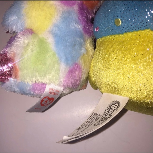 TY Beanie Bunny & Shopkins Cupcake Plush - Picture 8 of 9